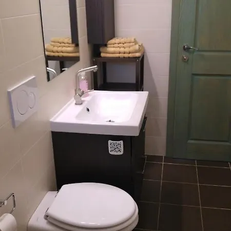 Kmetija Jogan, Wines & Feriegård Pobegi